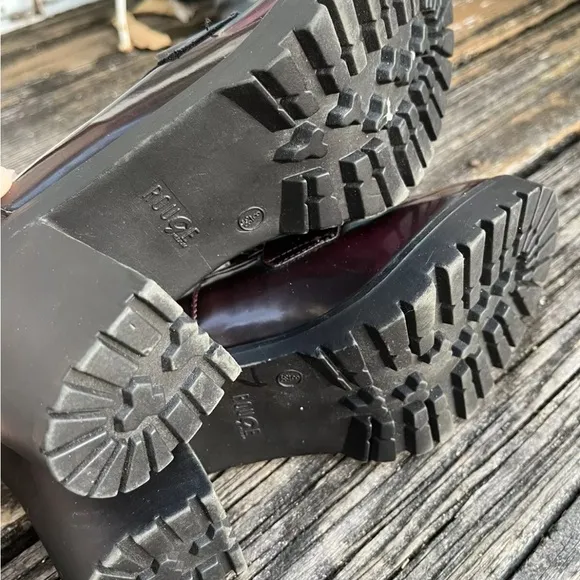 Rouge Helium Chunky Heels Platform Loafers Size 8 EU 38 Burgundy Black Retro