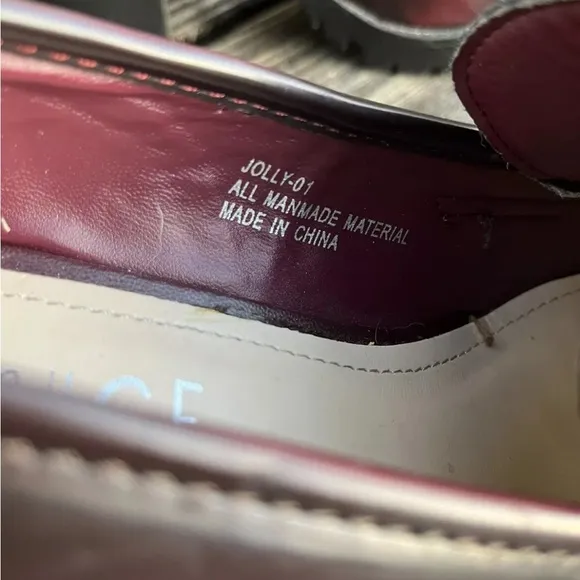 Rouge Helium Chunky Heels Platform Loafers Size 8 EU 38 Burgundy Black Retro