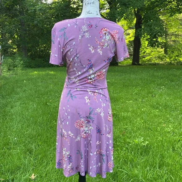 Salaam Clothing Floral Lavender Stretch Jersey Wrap Dress Women's Size M