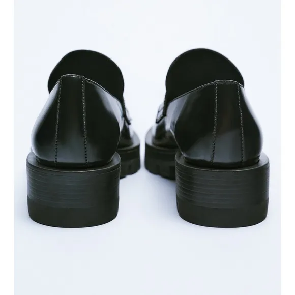 ✨SALE✨Zara lug sole leather loafers ✨SALE✨