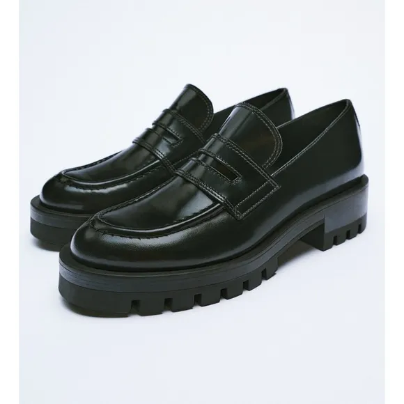 ✨SALE✨Zara lug sole leather loafers ✨SALE✨