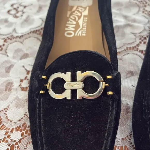 Salvatore Ferragamo Black Suede Nero Loafers - Sz 7 2a