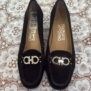 Salvatore Ferragamo Black Suede Nero Loafers - Sz 7 2a