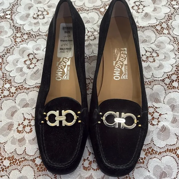 Salvatore Ferragamo Black Suede Nero Loafers - Sz 7 2a