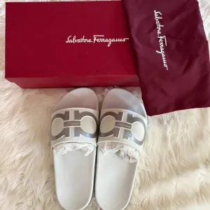 Salvatore Ferragamo Groove 2 White Slides Men Size 6 Brand new 100% Authentic