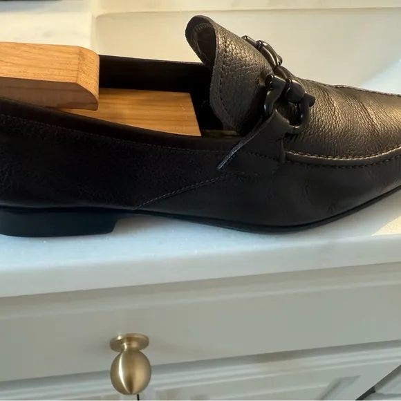 Salvatore Ferragamo leather loafers, Men’s 8.5, slip ons, dark brown