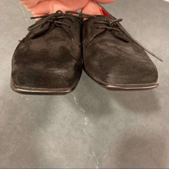 Salvatore Ferragamo sz 7.5 black suede laceup loafers