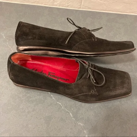 Salvatore Ferragamo sz 7.5 black suede laceup loafers