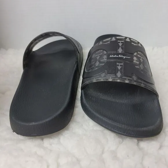 Salvatore Ferragamo Groove 6 Men's  Sandals Size 10M Rubber Gancini Logo  Slides