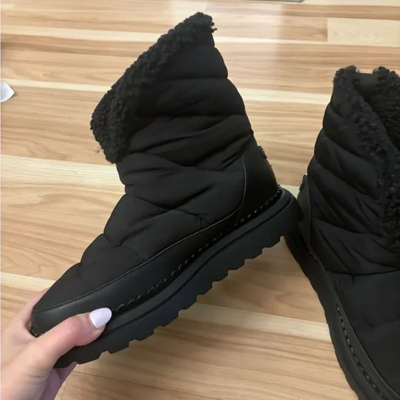 Sam Edelman Faux Fur Lined Insulated Ozie Boot in Black Size 8 New