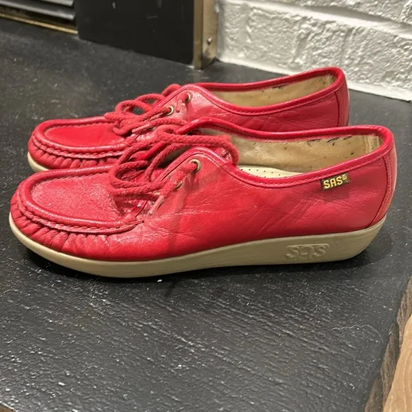 SAS Bounce Red Leather Lace  Up Moc