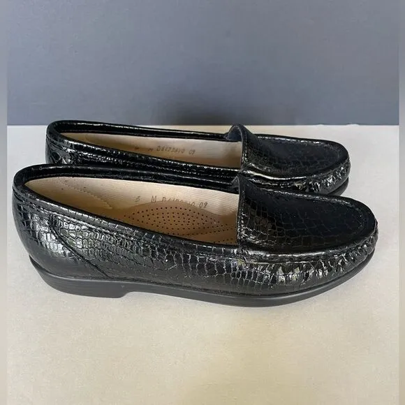SAS Women’s Size 5 Shoes Alligator Black Tripad Comfort Footbed Loafers EUC