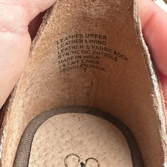 Seychelles Gold Genuine Leather Flats- Size 7- NWOB