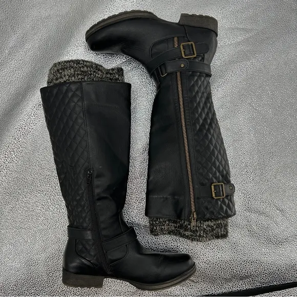 Shoe Dazzle Finley Quilted Flat Black Knee-High Boots Size 8