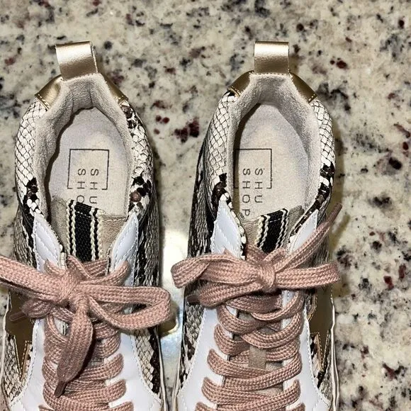 Shu Shop Paulina Sneaker in Natural Snake Size 6.5 NWOB