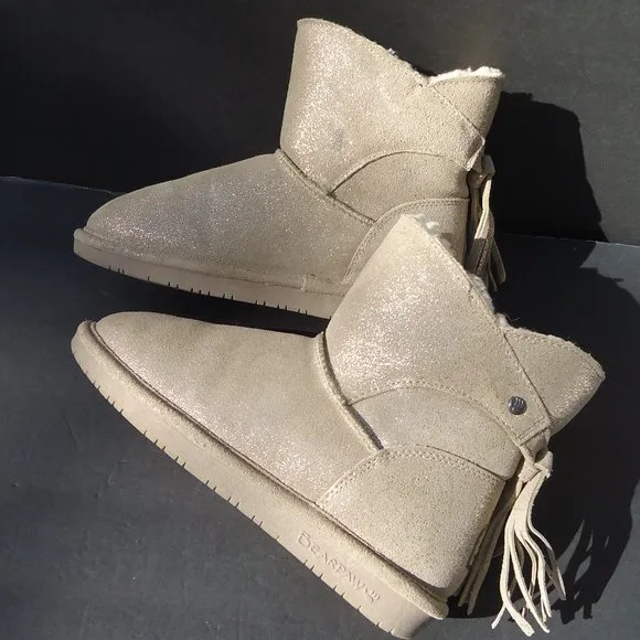 SIZE 5 youth. BEARPAW MIA sheepskin boots