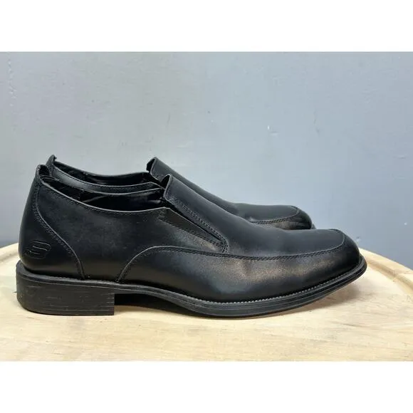 Skechers Memory Foam Slip On Loafers 64214 Mens size 10 Black Comfort