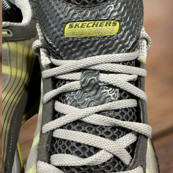 Skechers Shape Ups Resistance Gray Chunky Heel Sneakers for Women, Size 9.