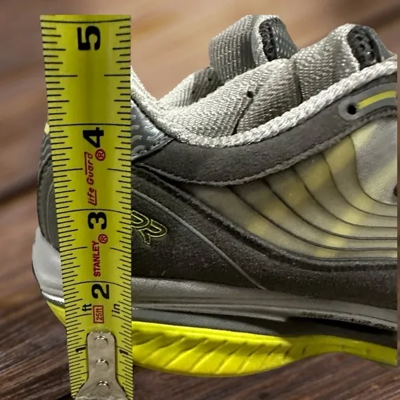 Skechers Shape Ups Resistance Gray Chunky Heel Sneakers for Women, Size 9.
