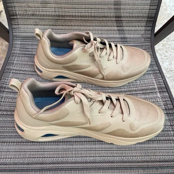 Skechers Tres-Air UNO Revolution Airy Men's Tan/Gold Sneakers Sz 12 US / 46 EUR