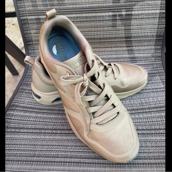 Skechers Tres-Air UNO Revolution Airy Men's Tan/Gold Sneakers Sz 12 US / 46 EUR