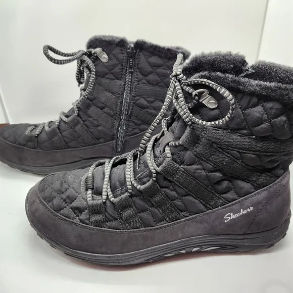 Sketchers Reggae Fest Moro Rock Quilted Black Winter Boots Sz 9