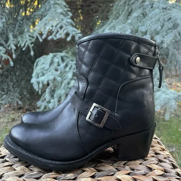 Sonora Mia Motorcycle Black Leather Quilted Double H Biker Boot. Women’s size 8