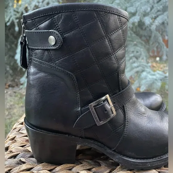 Sonora Mia Motorcycle Black Leather Quilted Double H Biker Boot. Women’s size 8