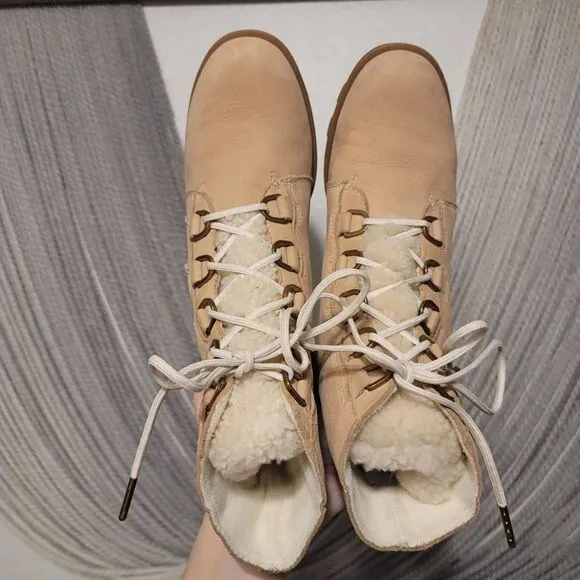 Sorel &quot;Phoenix&quot; Short Lace Lux Boot Sz 10