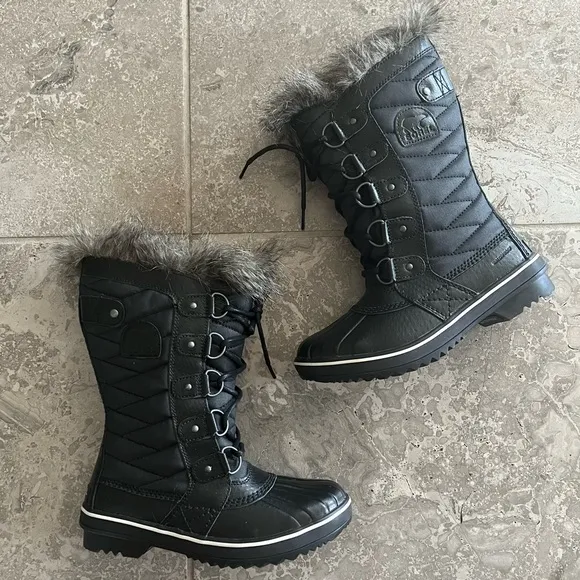 Sorel Faux Fur Lined Waterproof Boots, Black, Stone Size US 5, EU 36 New in Box