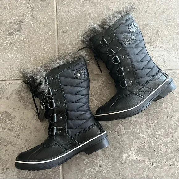 Sorel Faux Fur Lined Waterproof Boots, Black, Stone Size US 5, EU 36 New in Box