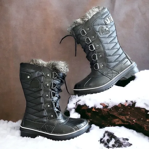 Sorel Faux Fur Lined Waterproof Boots, Black, Stone Size US 5, EU 36 New in Box