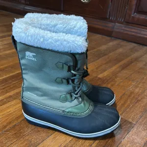 Sorel Green and Black Winter Boots, Men’s/Big Boy Sz 7