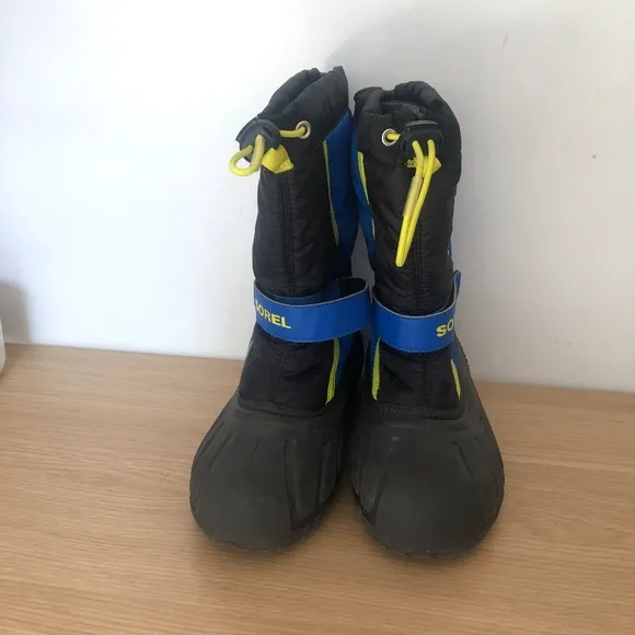 Sorel Kid's Flurry Padded Drawstring Weather Boots