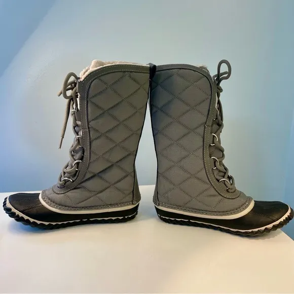 SOREL Out N About Gray Tall Lace Up Quilted Lined Snow Boots Size 5