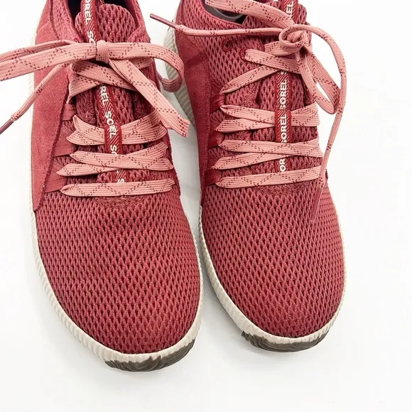 Sorel Out N About Plus Dusty Crimson Lace Up Sneakers Size 9