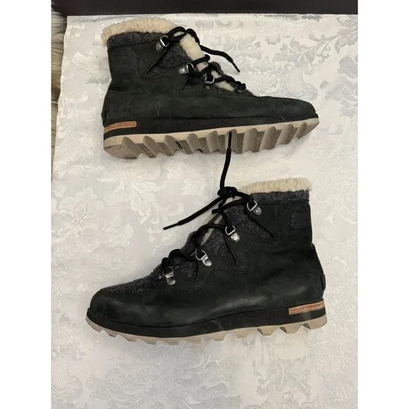 Sorel Size‎ 9 Sneakchic Alpine Holiday Shearling Waterproof Cold Weather Boots