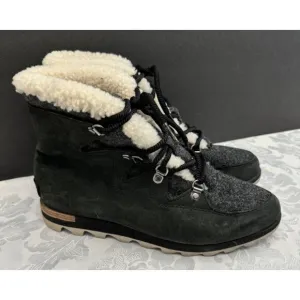 Sorel Size‎ 9 Sneakchic Alpine Holiday Shearling Waterproof Cold Weather Boots