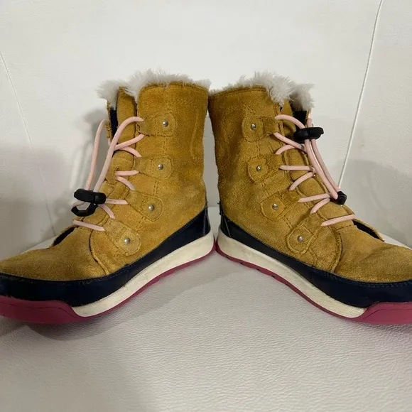 Sorel Tan and Pink Boots with Faux Fur Lining