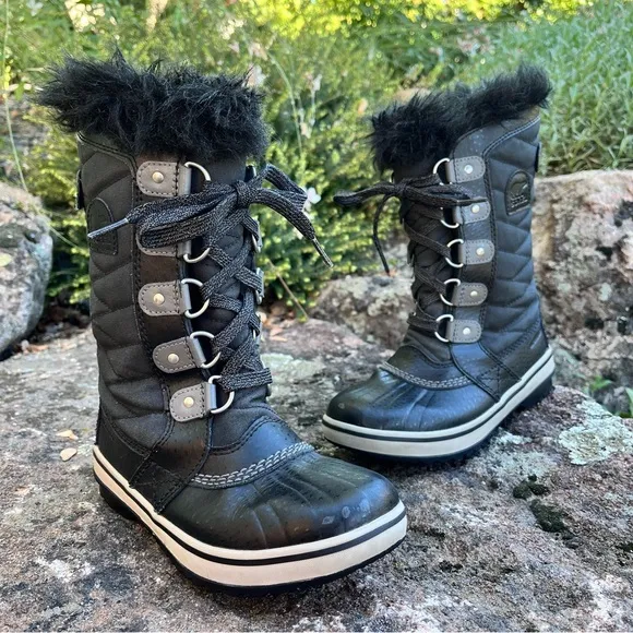 SOREL Tofino II Faux Fur Waterproof Winter Snow Boots Black Sz 1 Youth