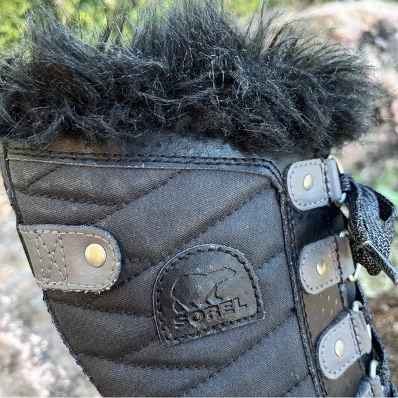 SOREL Tofino II Faux Fur Waterproof Winter Snow Boots Black Sz 1 Youth