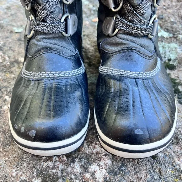 SOREL Tofino II Faux Fur Waterproof Winter Snow Boots Black Sz 1 Youth
