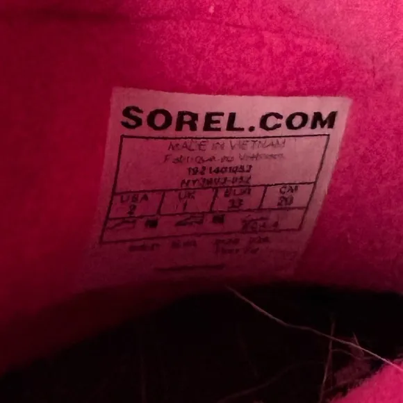 Sorel Witney II Gray and Pink Winter Boots Size 2 NWOT