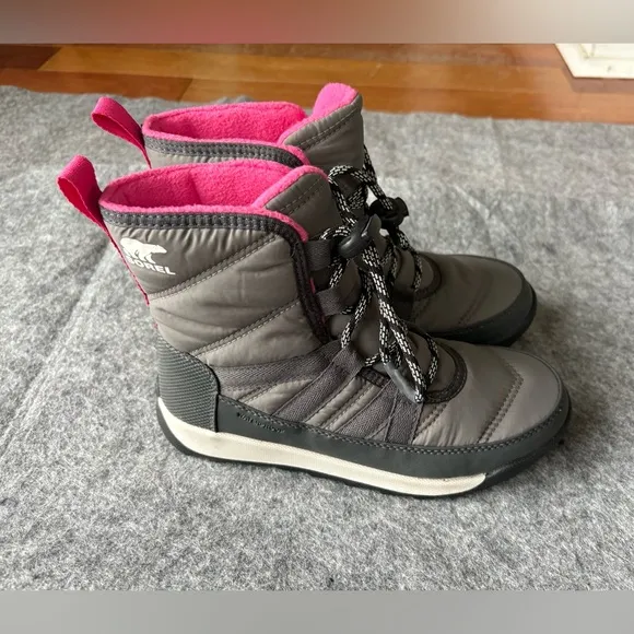 Sorel Witney II Gray and Pink Winter Boots Size 2 NWOT