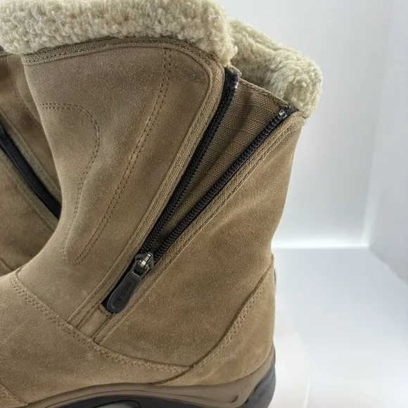 Sorel Women Size 8 Waterfall Winter Snow Boots Tan Suede Fleece Lined