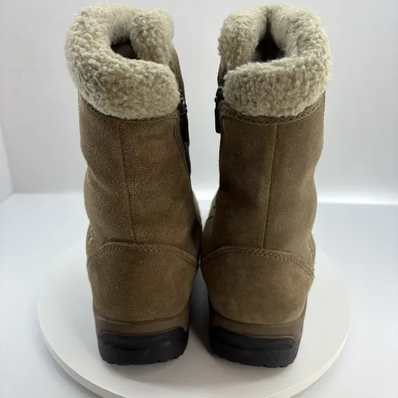 Sorel Women Size 8 Waterfall Winter Snow Boots Tan Suede Fleece Lined