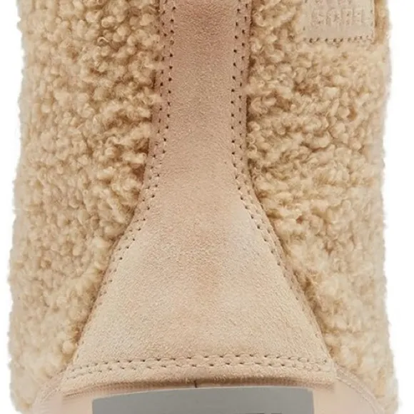 Sorel Women's Lace Up Boots in Tan and Cream