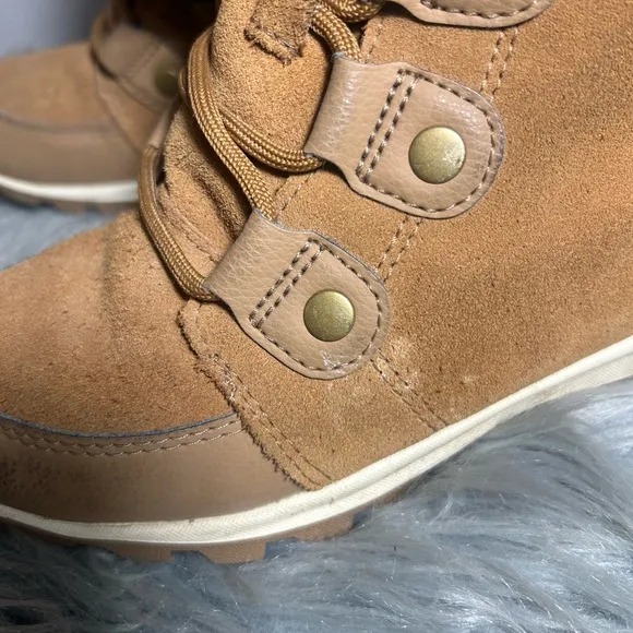 SOREL YOUTH WHITNEY SUEDE ELK / NATURAL WATERPROOF BOOTS Size 1