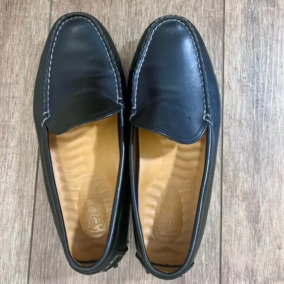 Sperry Black Leather Slip-On Loafers with Contrast Stitching 9.5