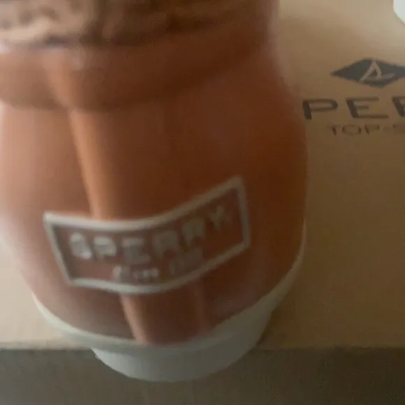 Sperry Cashew color saltwater boots